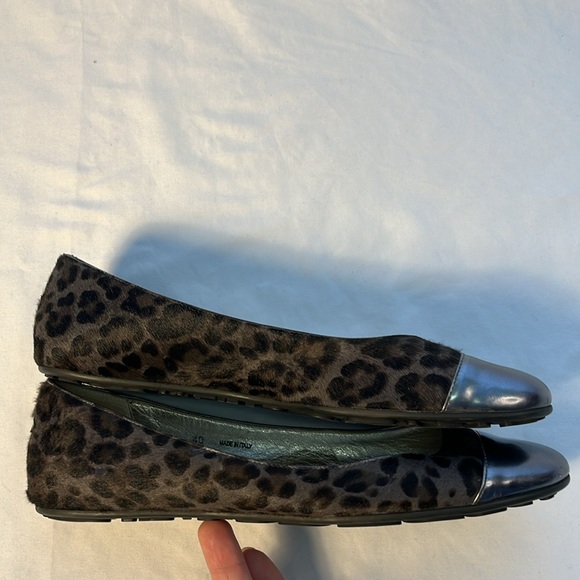 Jimmy Choo London Animal Leopard Print Size 40 Flats - Picture 12 of 15